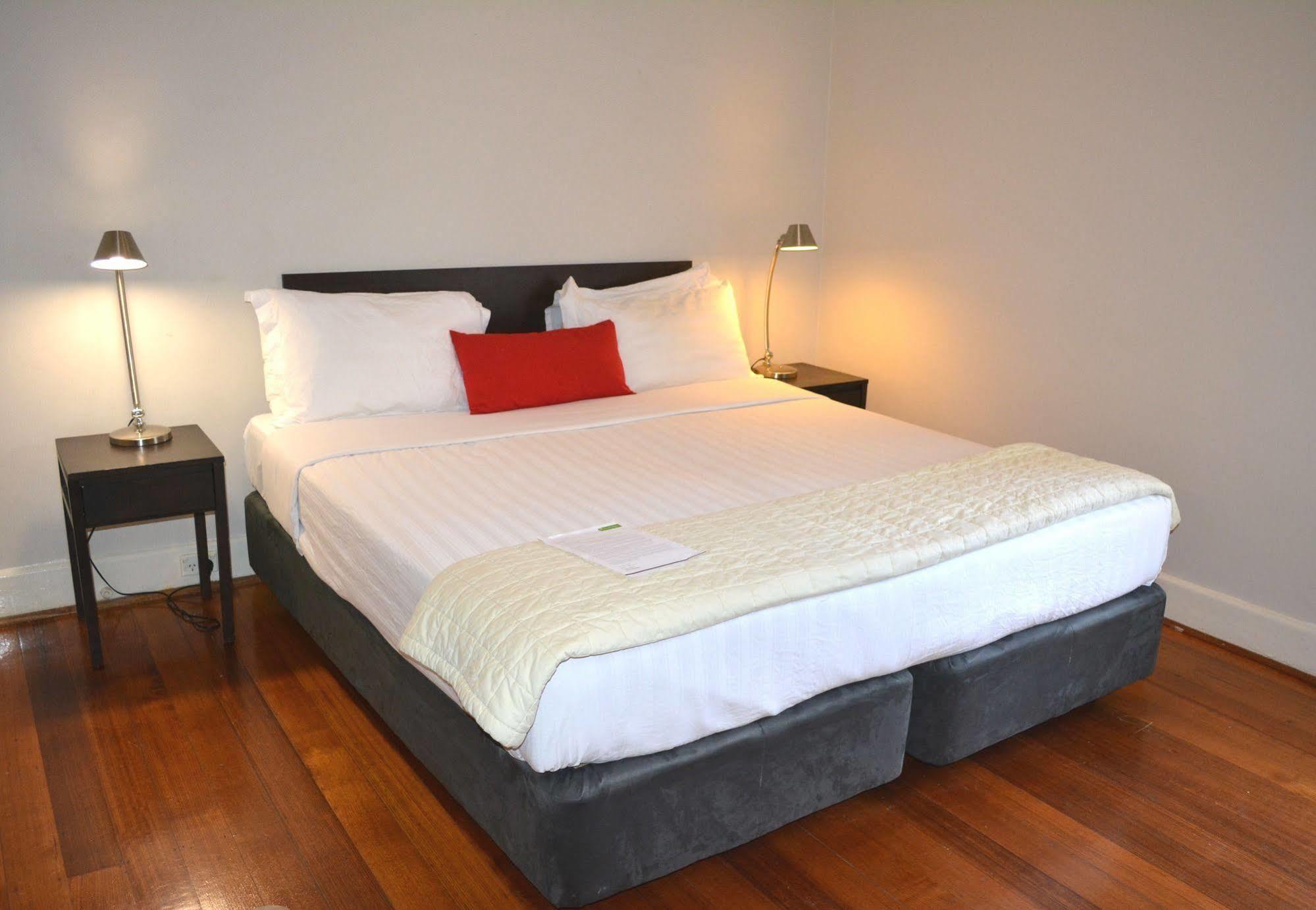Como Court Budget Accommodation Melbourne Kültér fotó